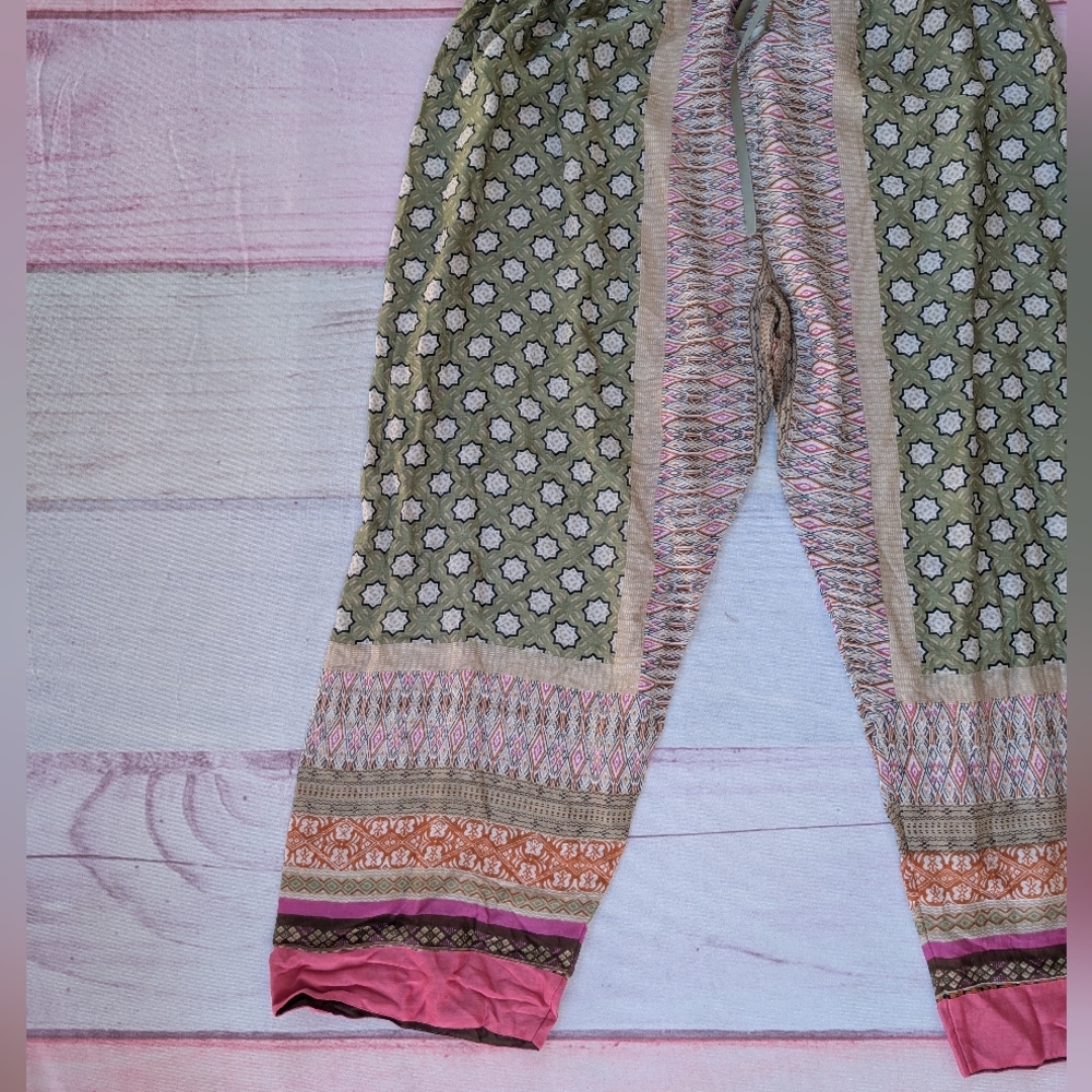 NWT One Hundred Stars Moorish Printed Cropped Lounge Pants OSFM - Picture 4 of 8